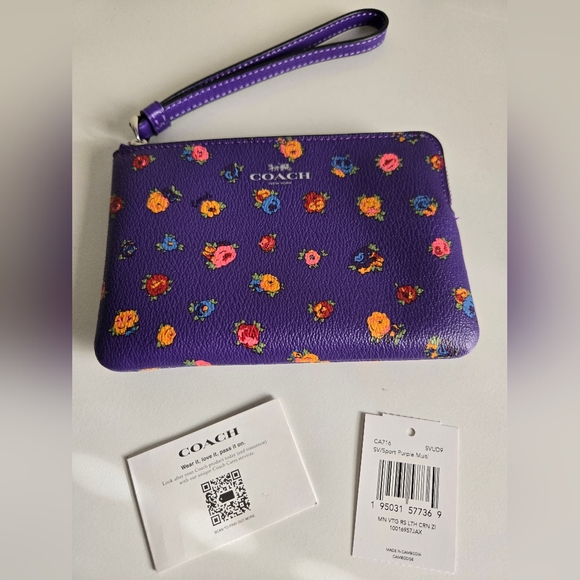 NWT Authentic Coach Purple Floral Corner Zip Wristlet - Picture 2 of 7